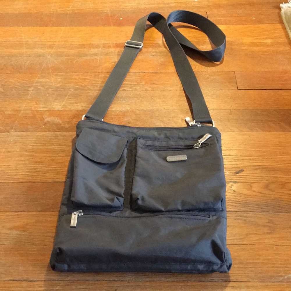 Baggalini Gray Crossbody Gently Used